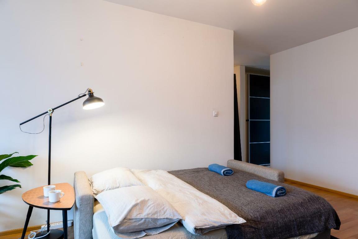 Stay Here Apartment Kamppi Helsinki Bagian luar foto